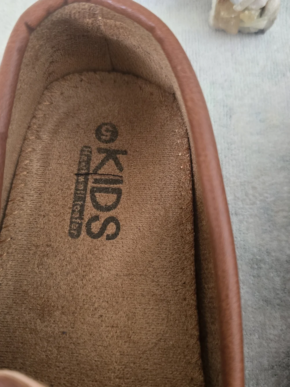 Boy's Moccasin Loafer Shoes - Size 5 Big Kids (Excellent Condition)
